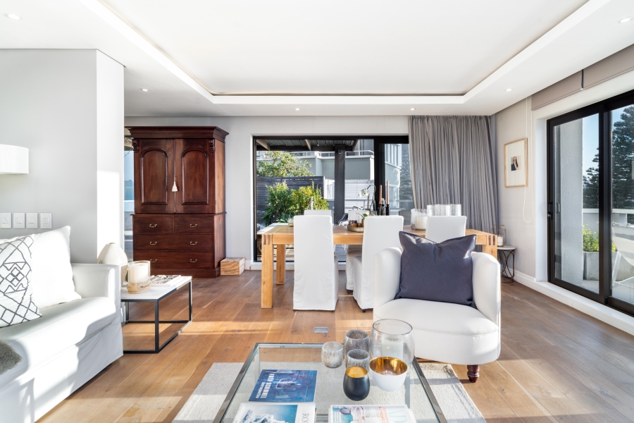 To Let 2 Bedroom Property for Rent in Sea Point Western Cape